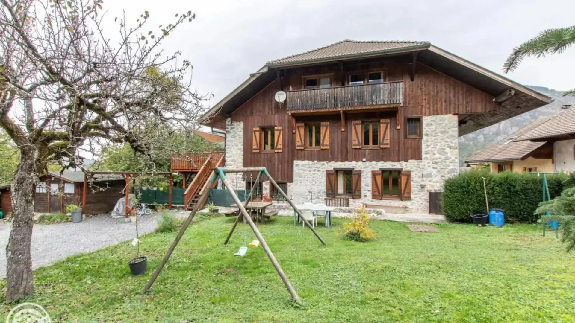 Gites Chapo Julo Giez Apartment